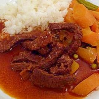 実は簡単！おもてなし料理　牛肉の赤ワイン煮